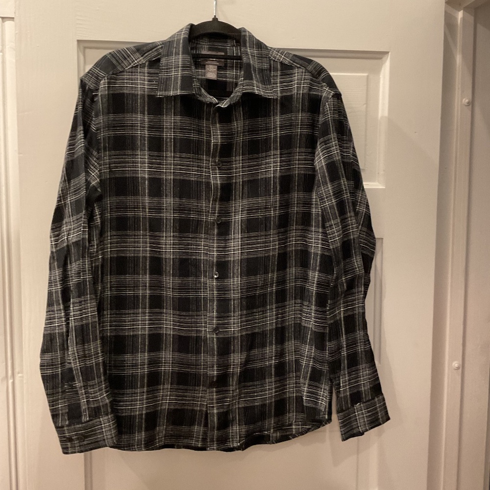 Men’s H & M Button Down Shirt Size Large